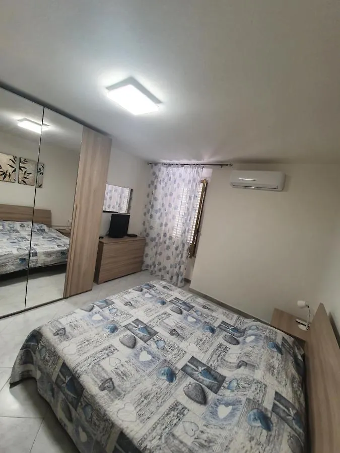Appartamento Yellowhouse Cala Gonone Italia