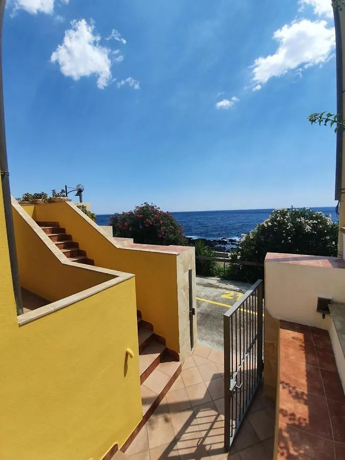Appartamento Yellowhouse Cala Gonone Italia