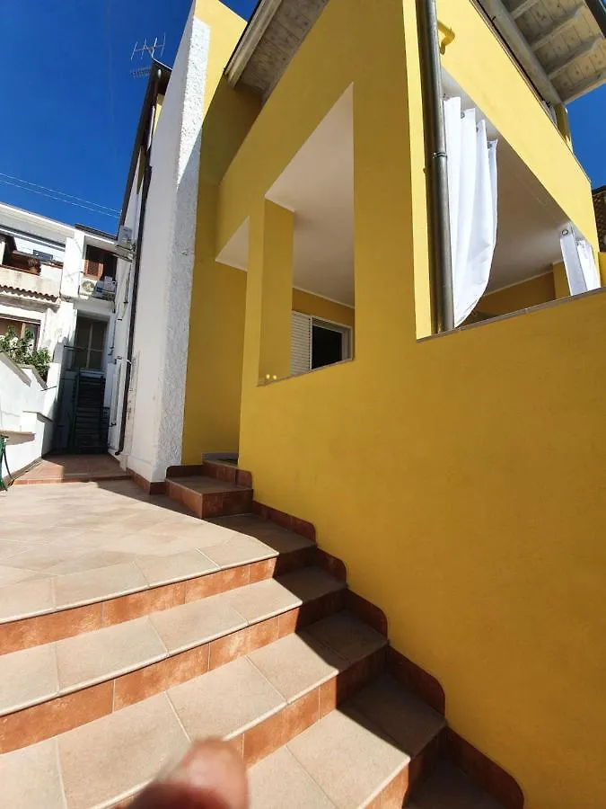 Appartement Yellowhouse à Cala Gonone Italie