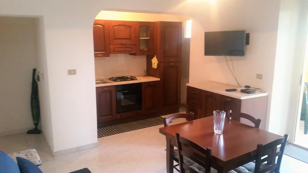 Apartment Yellowhouse Cala Gonone Italien