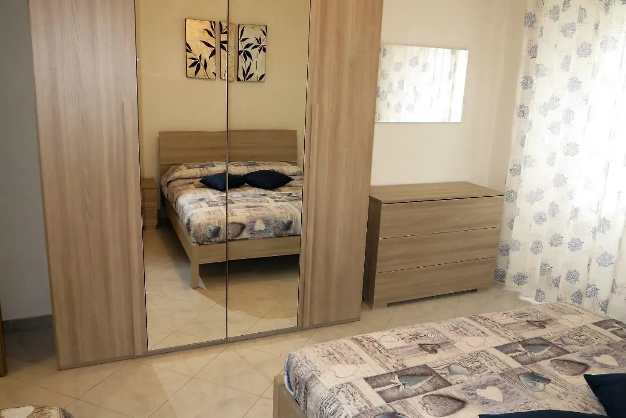 Apartment Yellowhouse Cala Gonone